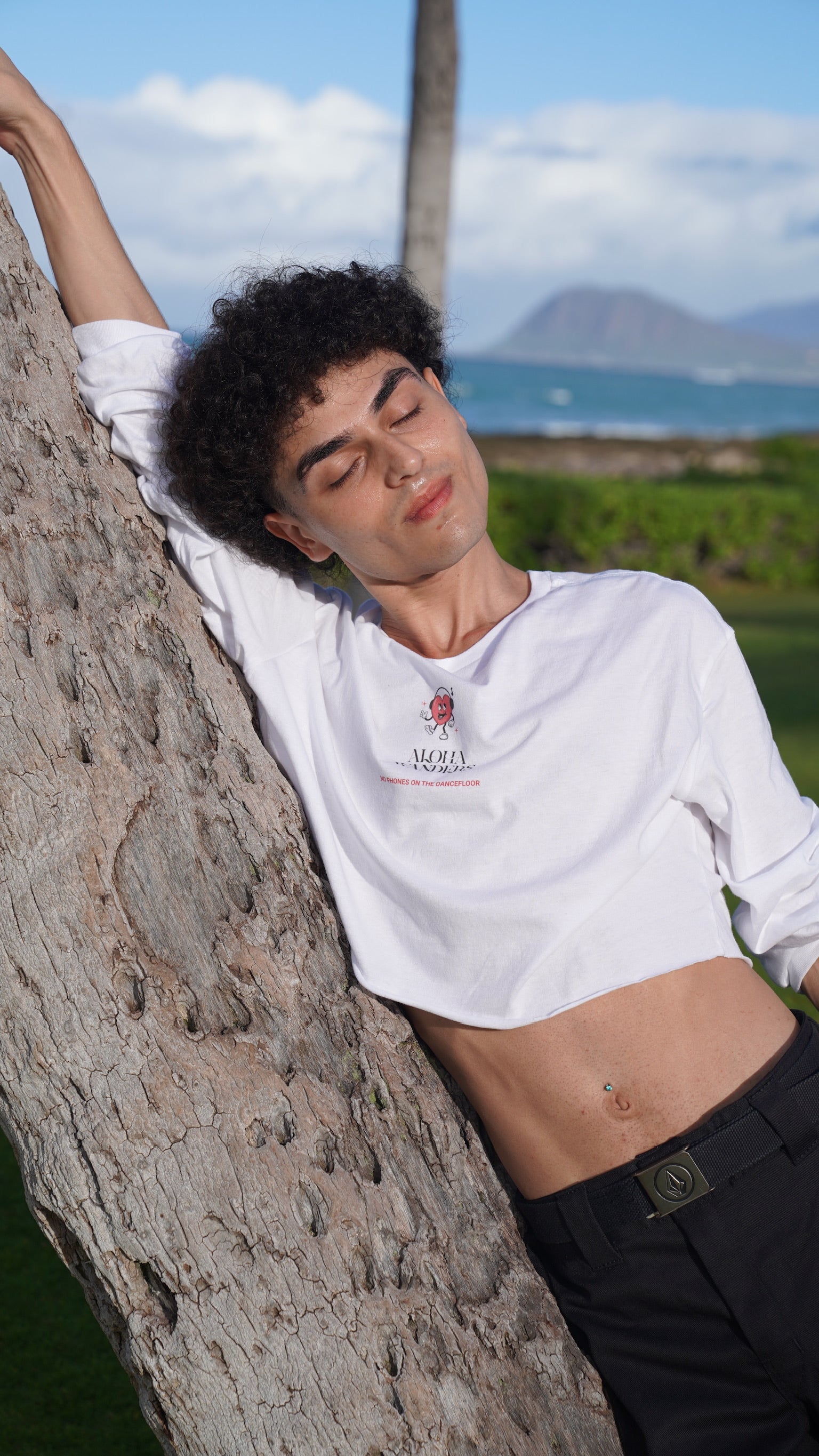 NO PHONES ON THE DANCEFLOOR