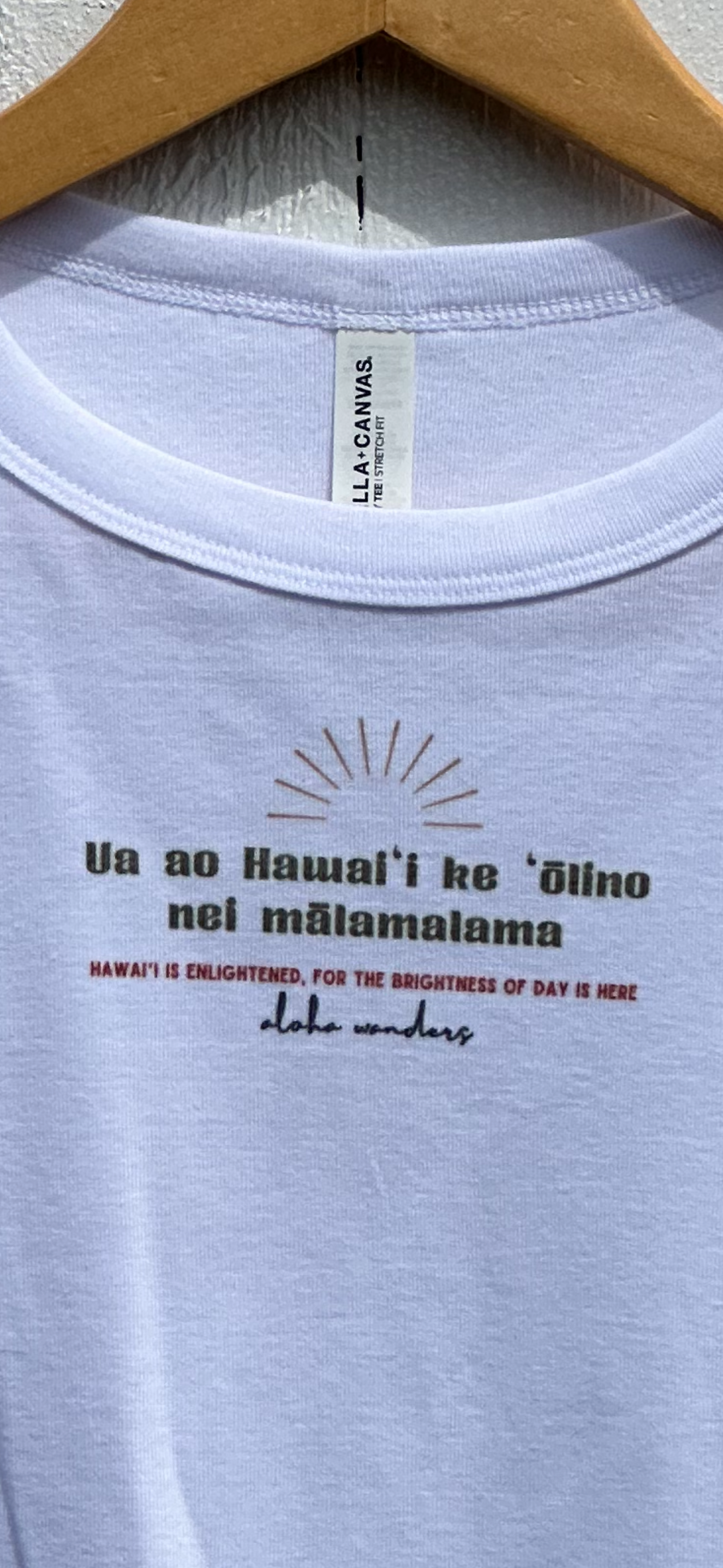 HAWAI’I IS ENLIGHTENED MICRO RIB MUSCLE CROP TANK