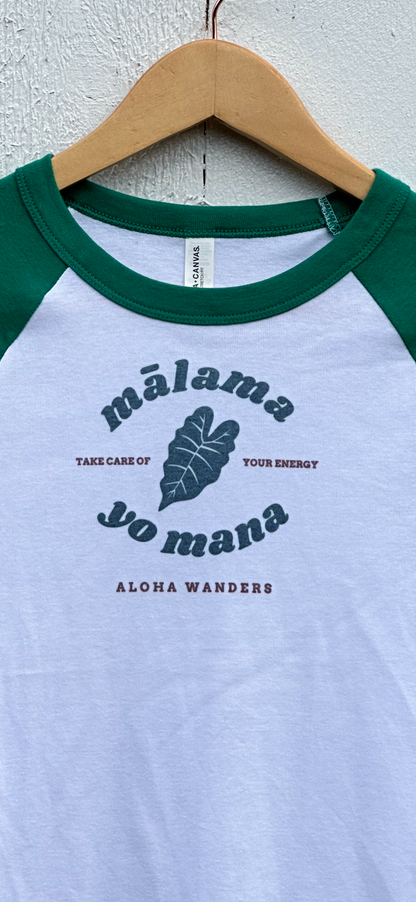 MALAMA YO MANA MICRO RIB RAGLAN BABY TEE