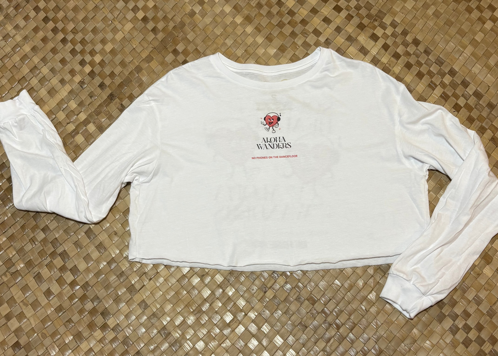 NO PHONES ON THE DANCEFLOOR